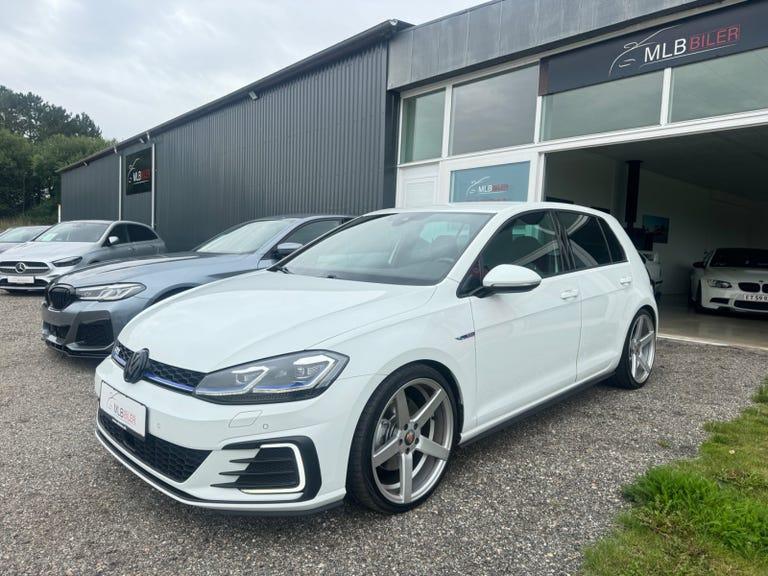 VW Golf VII 1,4 GTE DSG hos MLB Biler