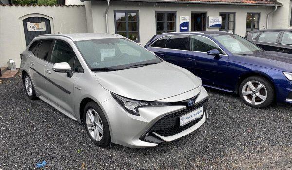 Toyota Corolla Touring Sports 1,8 Hybrid H3 Smart E-CVT 122HK Stc Trinl. Gear hos Max’s Brugtbiler