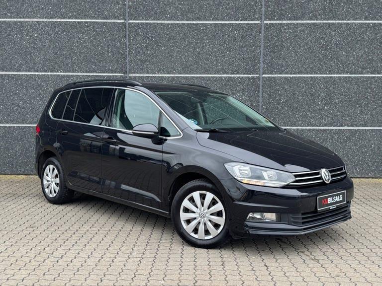 VW Touran 1,6 TDi 115 Comfortline DSG 7prs hos KM Bilsalg