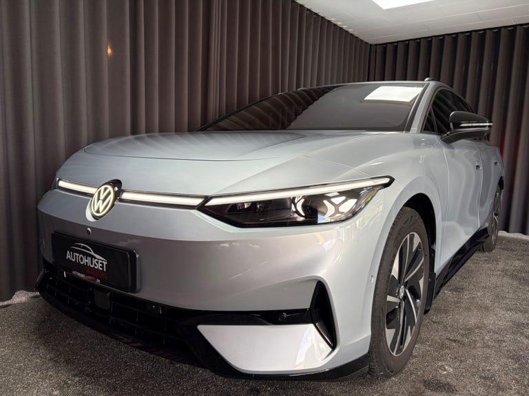 VW ID.7 86 Style S Tourer hos Autohuset Silkeborg