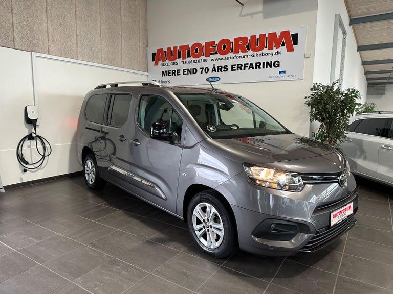 Toyota ProAce City Verso 1,2 T 110 Long Family 7prs hos Silkeborg Autoforum
