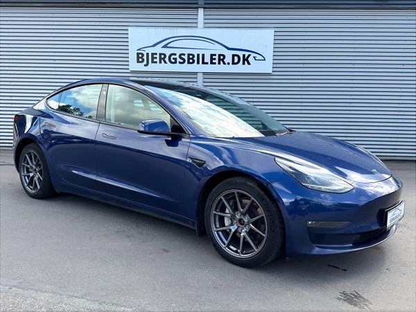 Tesla Model 3 Long Range AWD hos Bjergs Biler