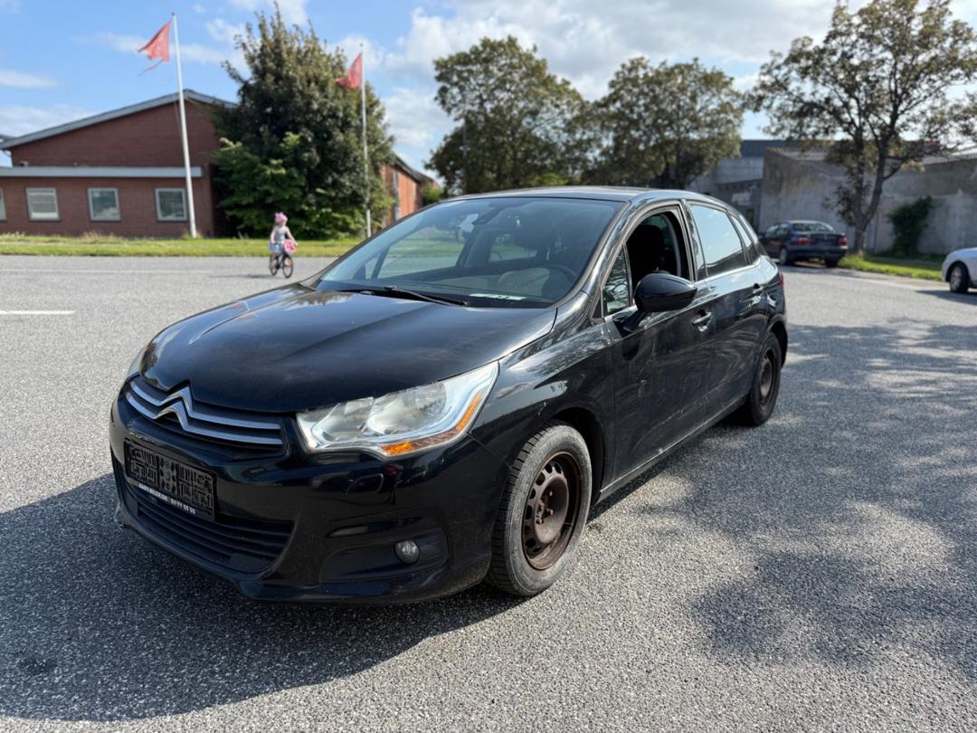 Citroën C4 HDi 90 Seduction hos Aaby Biler