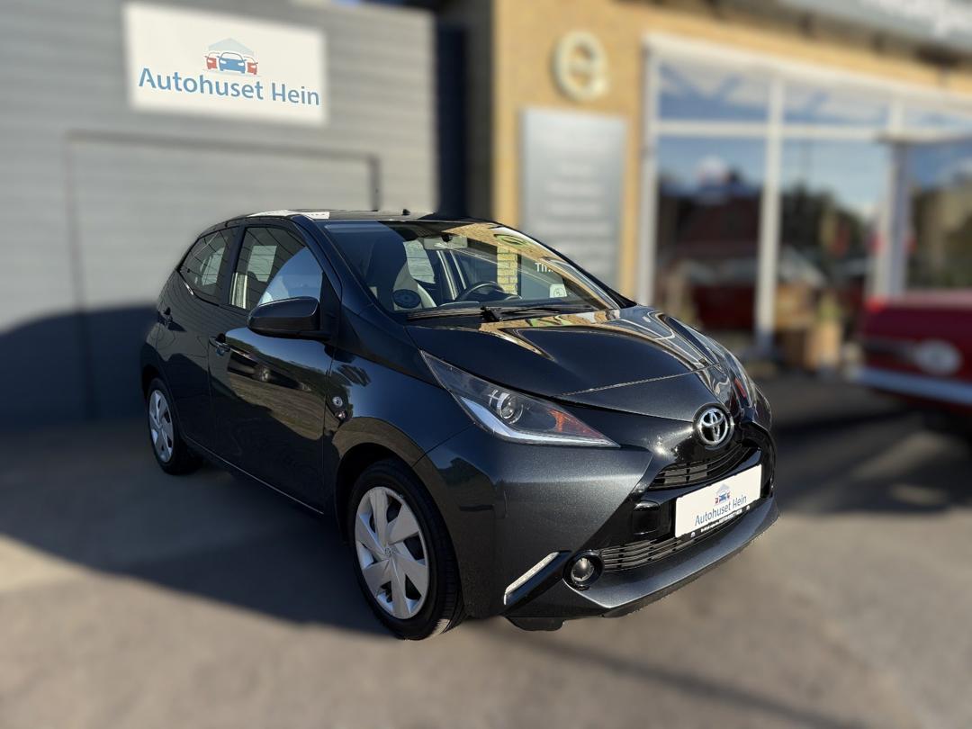 Toyota Aygo 1,0 VVT-i x-play x-touch hos Autohuset Hein