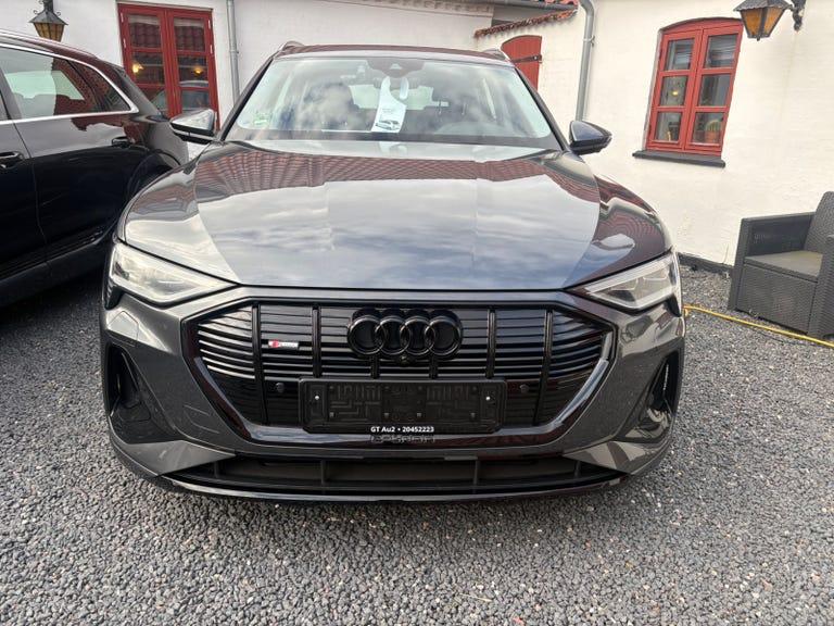 Audi e-tron 50 S-line Prestige quattro hos GT Au2