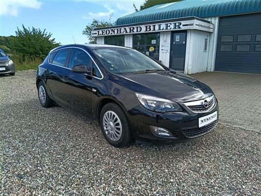 Opel Astra 1,6 Turbo Sport 180HK 5d 6g hos Leonhard Biler
