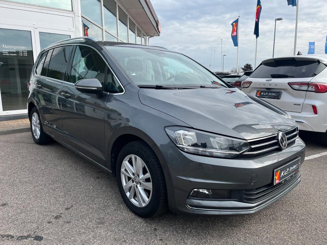 VW Touran 1,5 TSi 150 Highline DSG 7prs hos K2 Biler