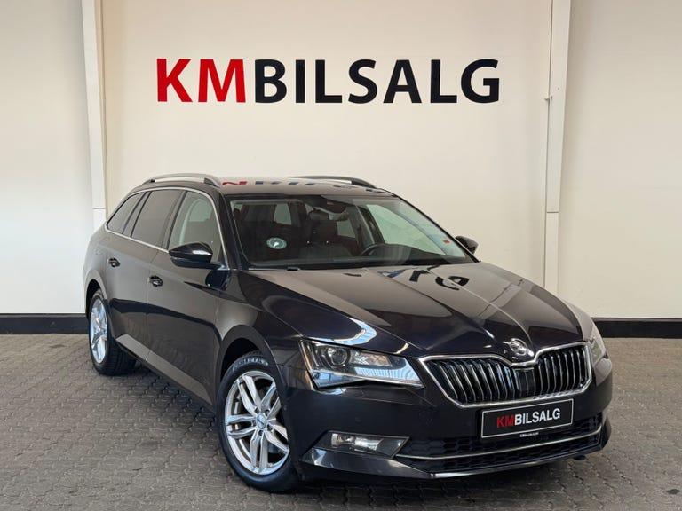 Skoda Superb 1,5 TSi 150 Style Business Combi DSG hos KM Bilsalg