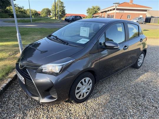 Toyota Yaris 1,0 VVT-I T2 69HK 5d hos Heiselberg Automobiler