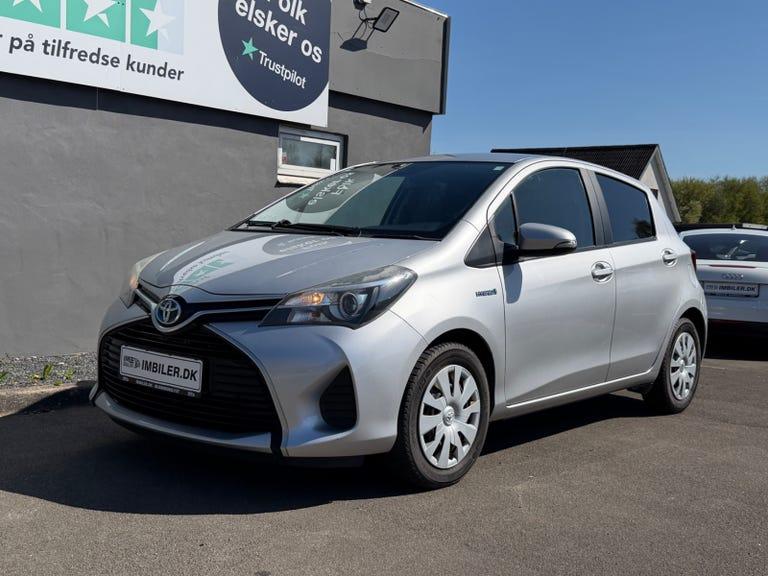 Toyota Yaris 1,5 Hybrid H2 e-CVT hos IM Biler