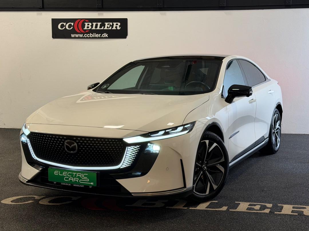 Mazda 6e Takumi+ hos CC Biler