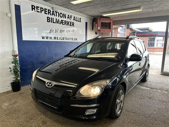 Hyundai i30 Cw 1,6 CRDi Comfort 90HK Stc hos Mejlby Autoværksted