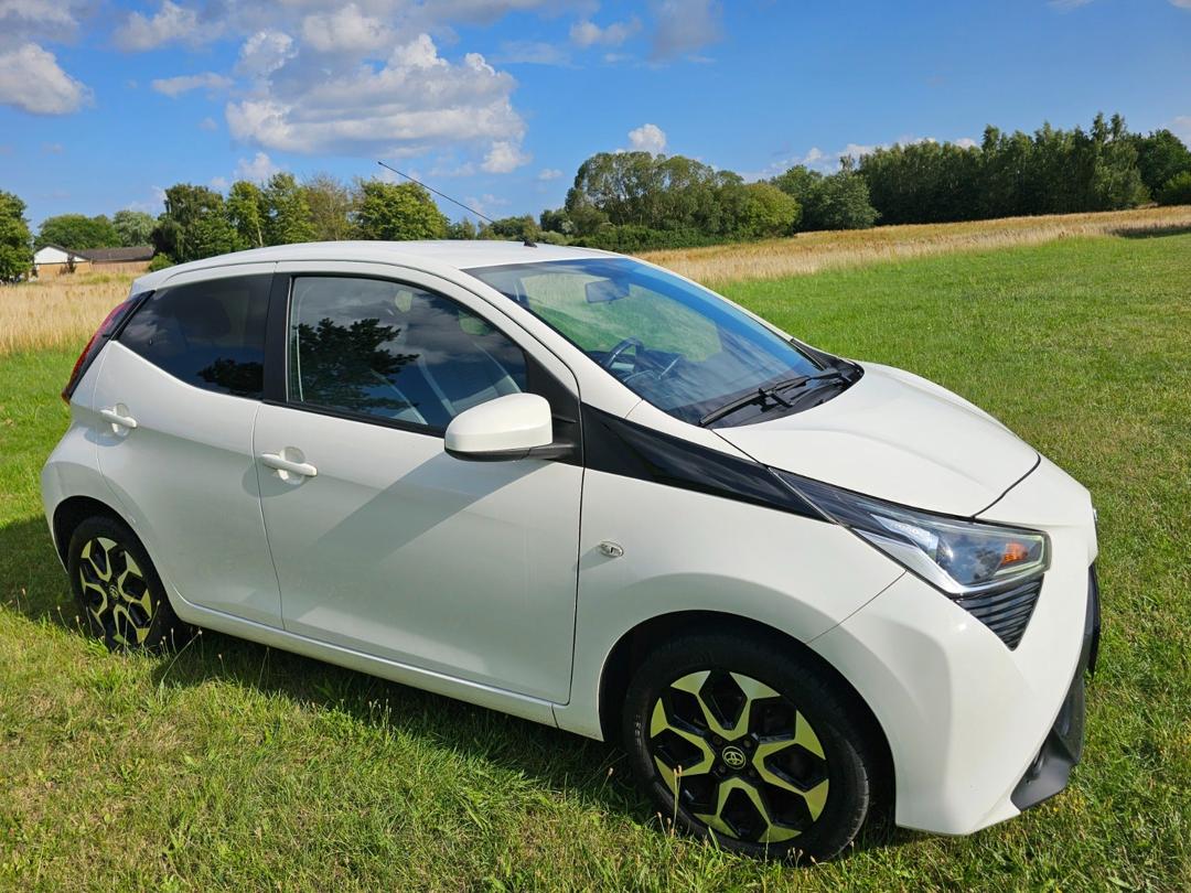 Toyota Aygo 1,0 VVT-i x-pose hos Svends Auto