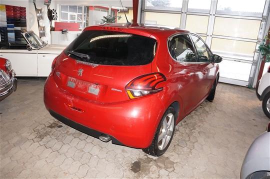 Peugeot 208 1,6 BlueHDi GT Line Sky 100HK 5d hos Stenseby Biler & Campingvogne