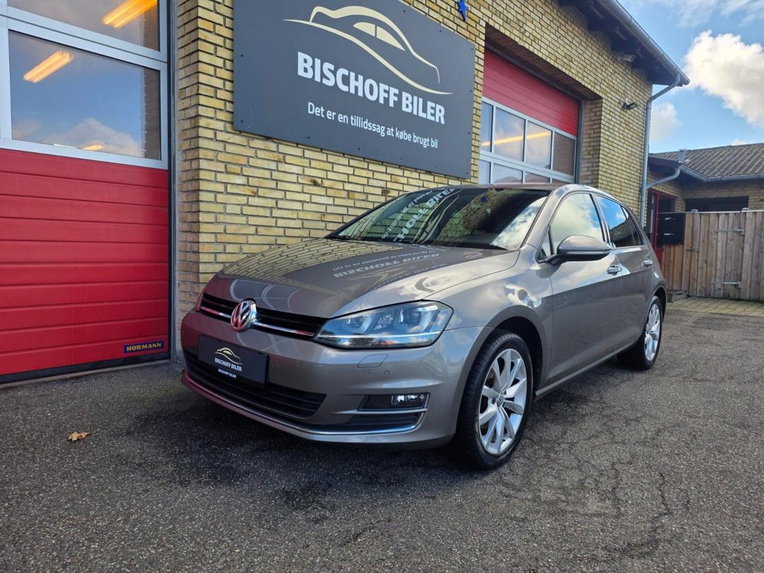 VW Golf VII 1,4 TSi 140 Highline hos Bischoff Biler