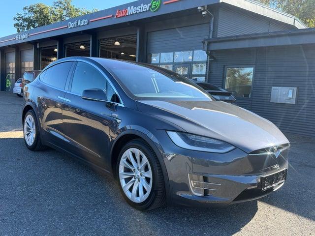 Tesla Model X 75D hos Dorf Auto