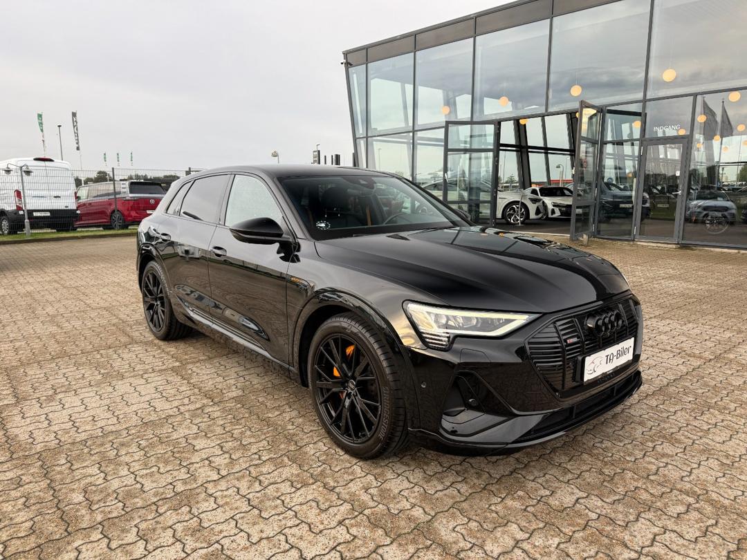 Audi e-tron 55 Black Edition S-line quattro hos TA Biler