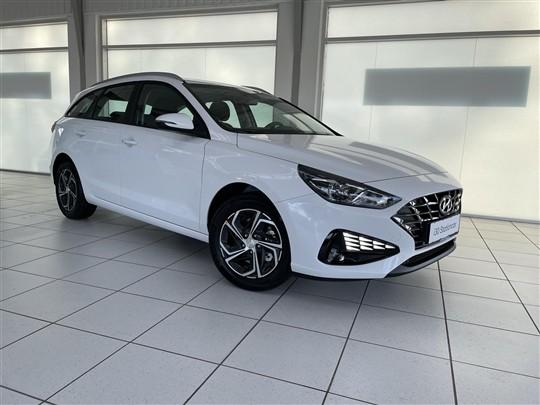 Hyundai i30 Cw 1,0 T-GDI Essential DCT 120HK Stc 7g Aut. hos Harry Mikkelsen