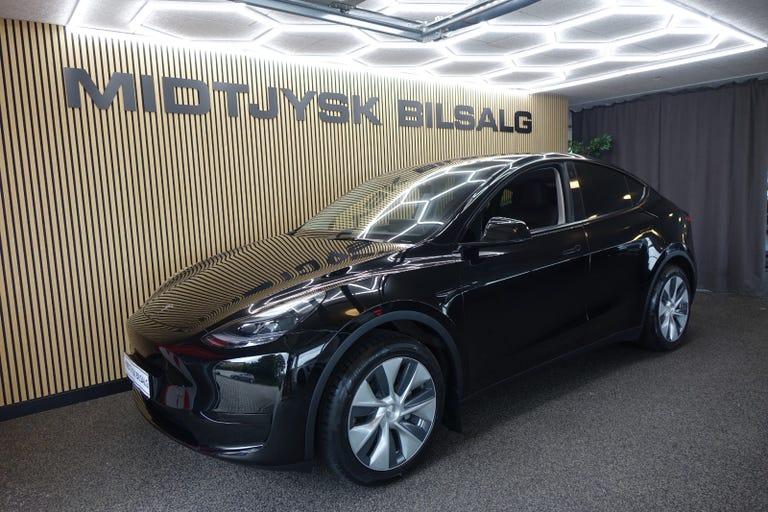 Tesla Model Y RWD hos Midtjysk Bilsalg