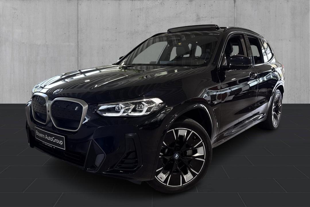 BMW iX3 Charged Plus M-Sport hos Bayern AutoGroup