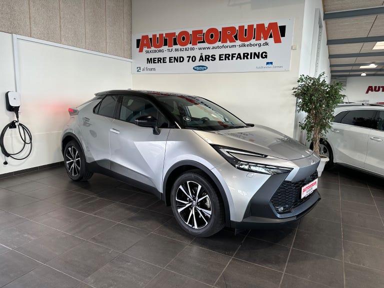 Toyota C-HR 2,0 Plug-in Hybrid Style Smart hos Silkeborg Autoforum