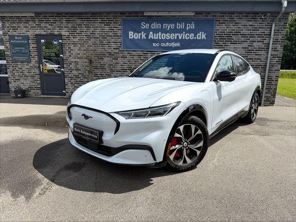 Ford Mustang Mach-E Premium Extended Range hos Bork Autoservice