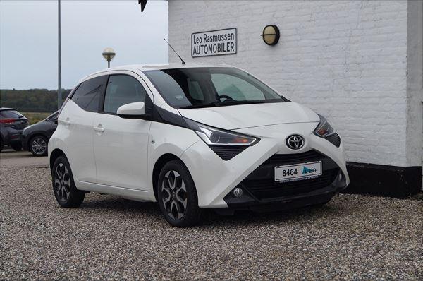 Toyota Aygo VVT-i x-press hos Leo Rasmussen Automobiler