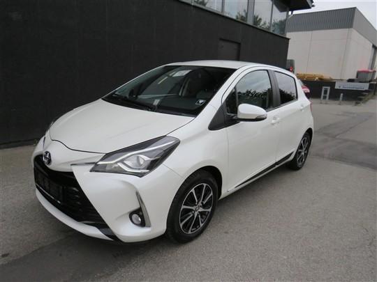 Toyota Yaris 1,5 VVT-I T3 Smartpakke 111HK 5d 6g hos Jens P. Buch Biler