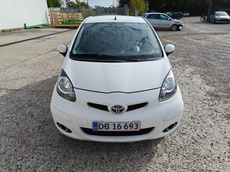 Toyota Aygo 1,0 Plus hos Kjellerup Biler