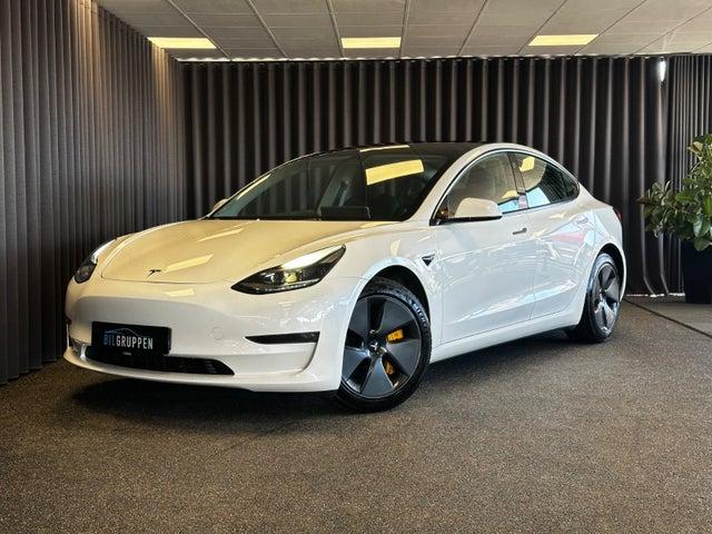 Tesla Model 3 Long Range AWD hos Bilgruppen