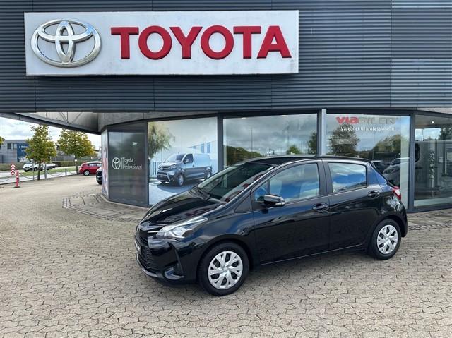 Toyota Yaris 1,5 VVT-I T2 111HK 5d 6g hos Via Biler