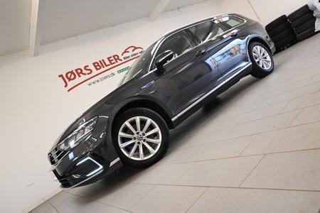 VW Passat 1,4 GTE High Variant DSG hos Jørs Biler