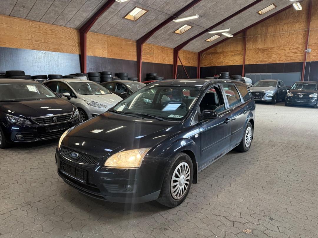 Ford Focus Ambiente 100 stc. hos Aaby Biler