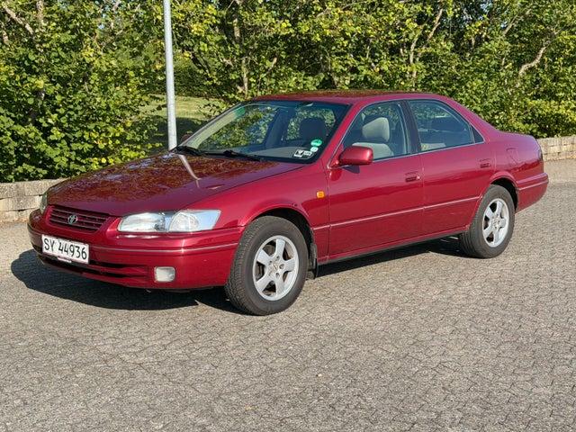 Toyota Camry 2,2 Executive hos Thøgersen Biler