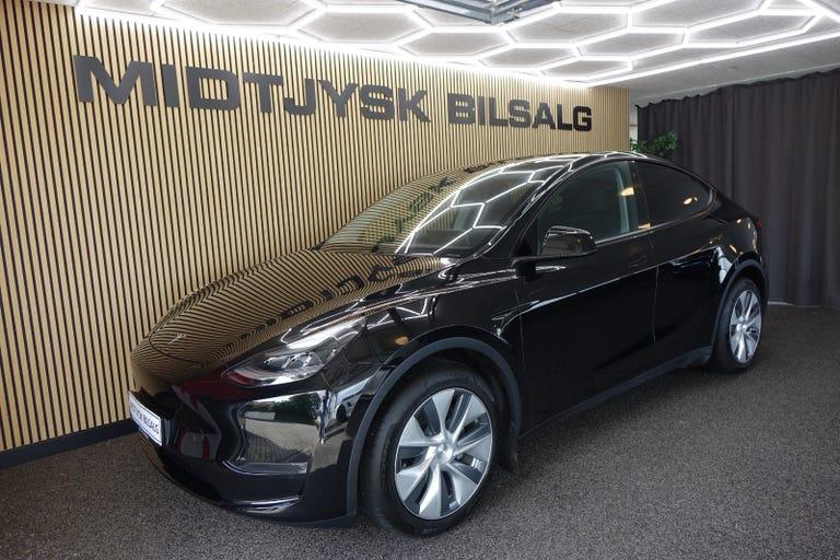 Tesla Model Y Long Range AWD hos Midtjysk Bilsalg