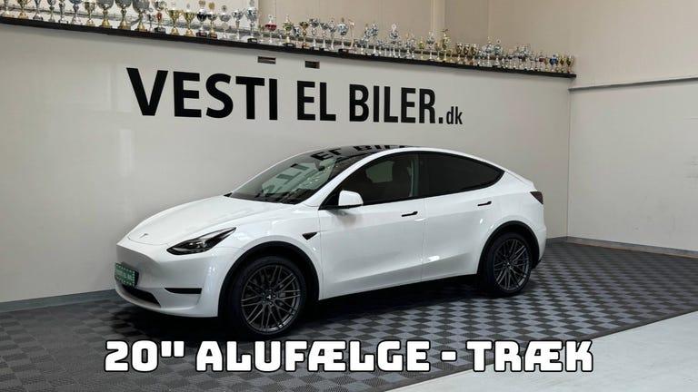 Tesla Model Y Long Range RWD hos Vesti El Biler