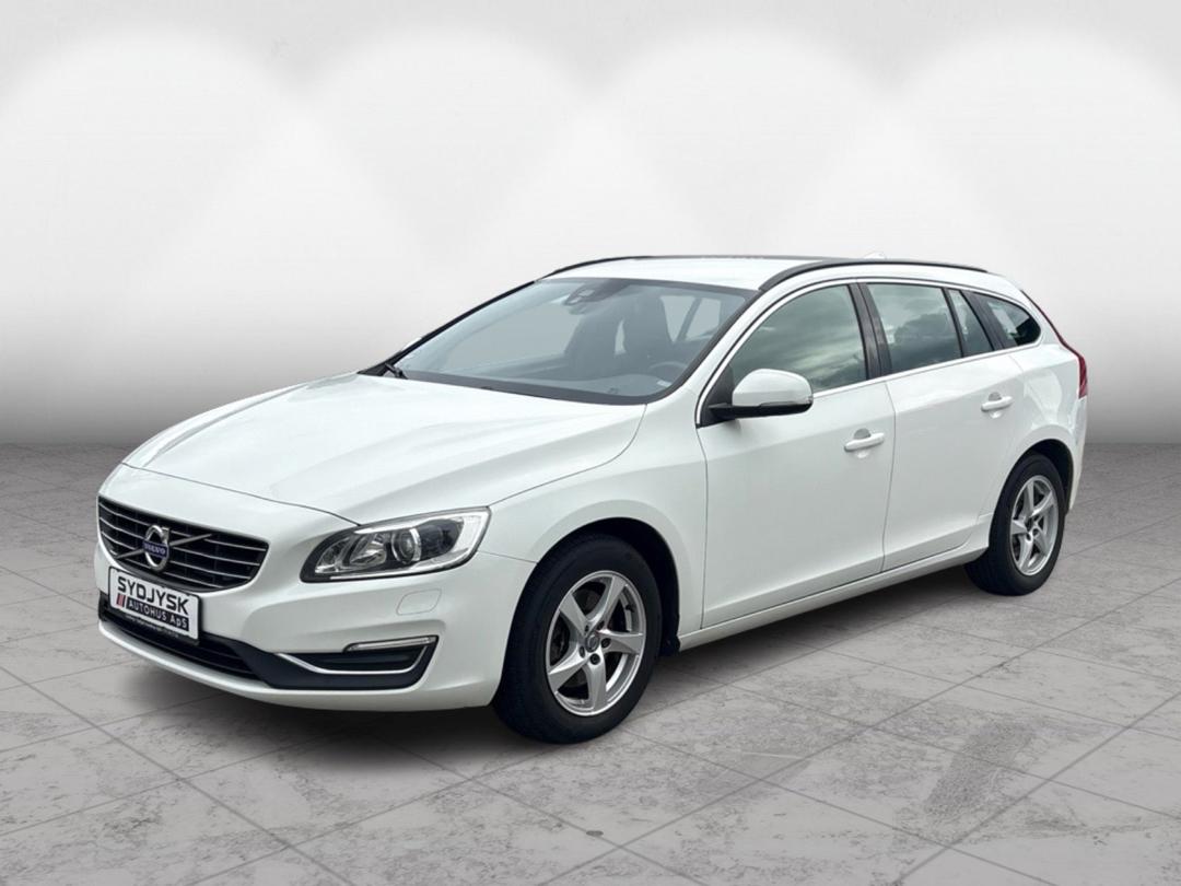 Volvo V60 2,0 D3 150 Momentum hos Sydjysk Autohus