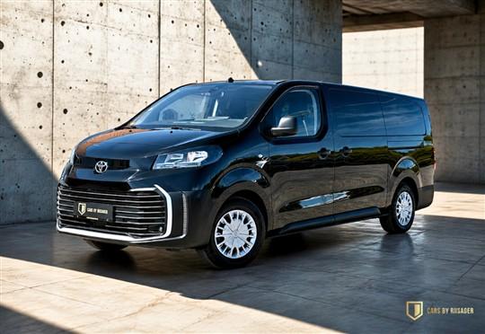 Toyota Proace Verso Electric Long EL Shuttle m/Dobbelt bagdør,Dobb.skydedør 136HK Aut. hos Cars by Riisager