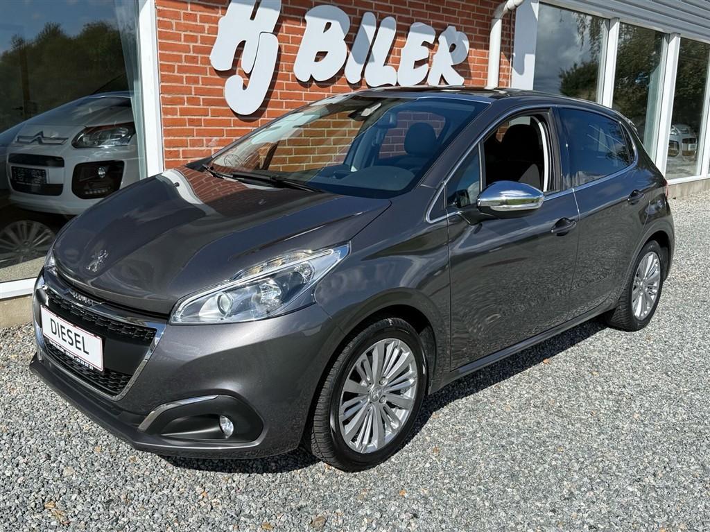Peugeot 208 1,6 BlueHDi Selection Sky 100HK 5d hos H.J. Biler