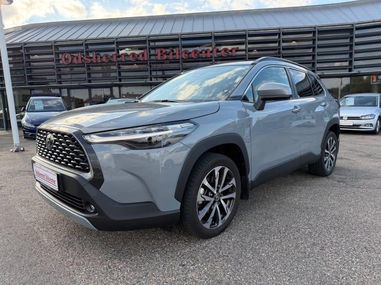 Toyota Corolla Cross 1,8 Hybrid Style Comfort CVT hos Odsherred Bilcenter