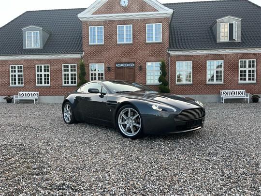 Aston Martin Vantage 4,3 V8 385HK 2d 6g hos Toft Handel Automobiler