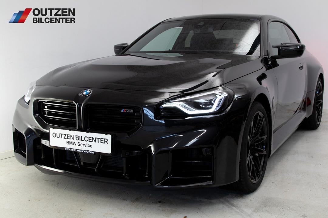 BMW M2 Coupé hos Outzen Bilcenter