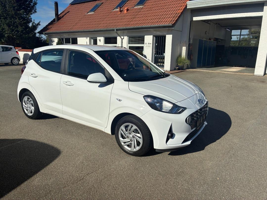 Hyundai i10 1,0 MPi Essential hos SE Biler