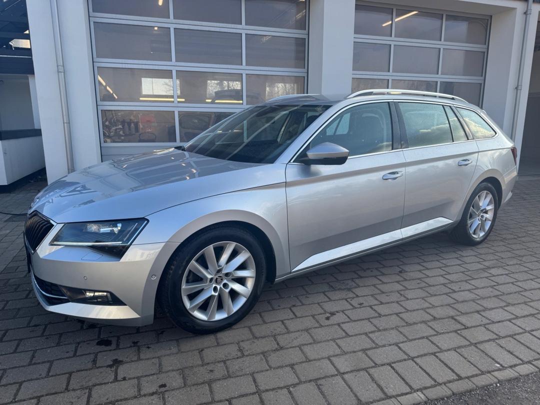Skoda Superb 1,5 TSi 150 Business Executive Combi DSG hos Tumlinghøj Auto