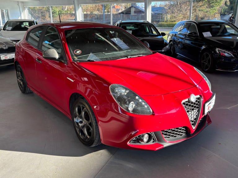 Alfa Romeo Giulietta 1,6 JTD 120 Super TCT hos AK Biler
