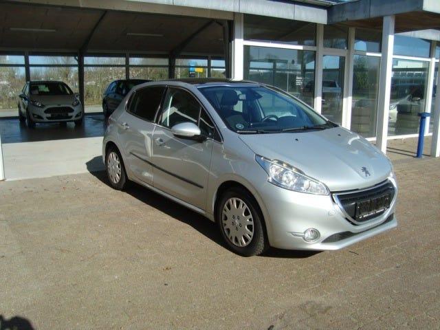 Peugeot 208 1,2 VTi Allure hos Autohuset Herning