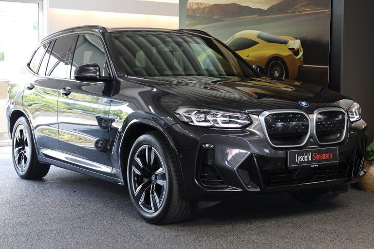 BMW iX3 Charged M-Sport hos Lysdahl-Simonsen