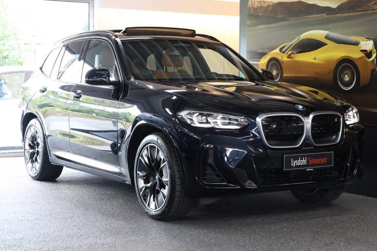 BMW iX3 Charged M-Sport hos Lysdahl-Simonsen