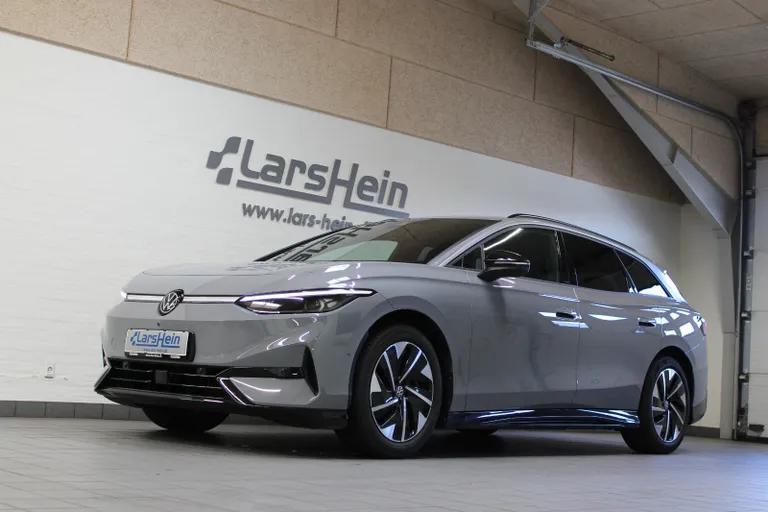 VW ID.7 77 Pro Tourer hos Lars Hein Automobiler