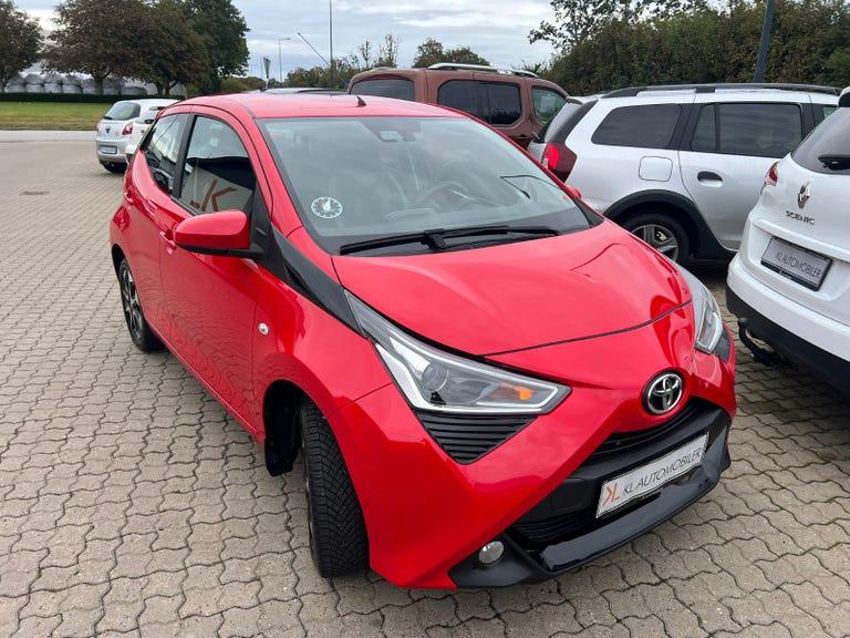 Toyota Aygo 1,0 VVT-i x-play hos KL Automobiler
